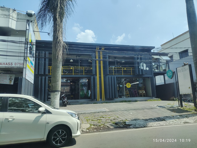 Bureau Coffee & Dine