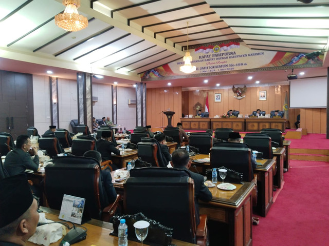 DPRD Kabupaten Karimun Gelar Paripurna KUA-PPAS 2027: Tekankan Sinkronisasi Anggaran dan Realistis Target Whats App Image 2026 08 02 at 09 48 33 1