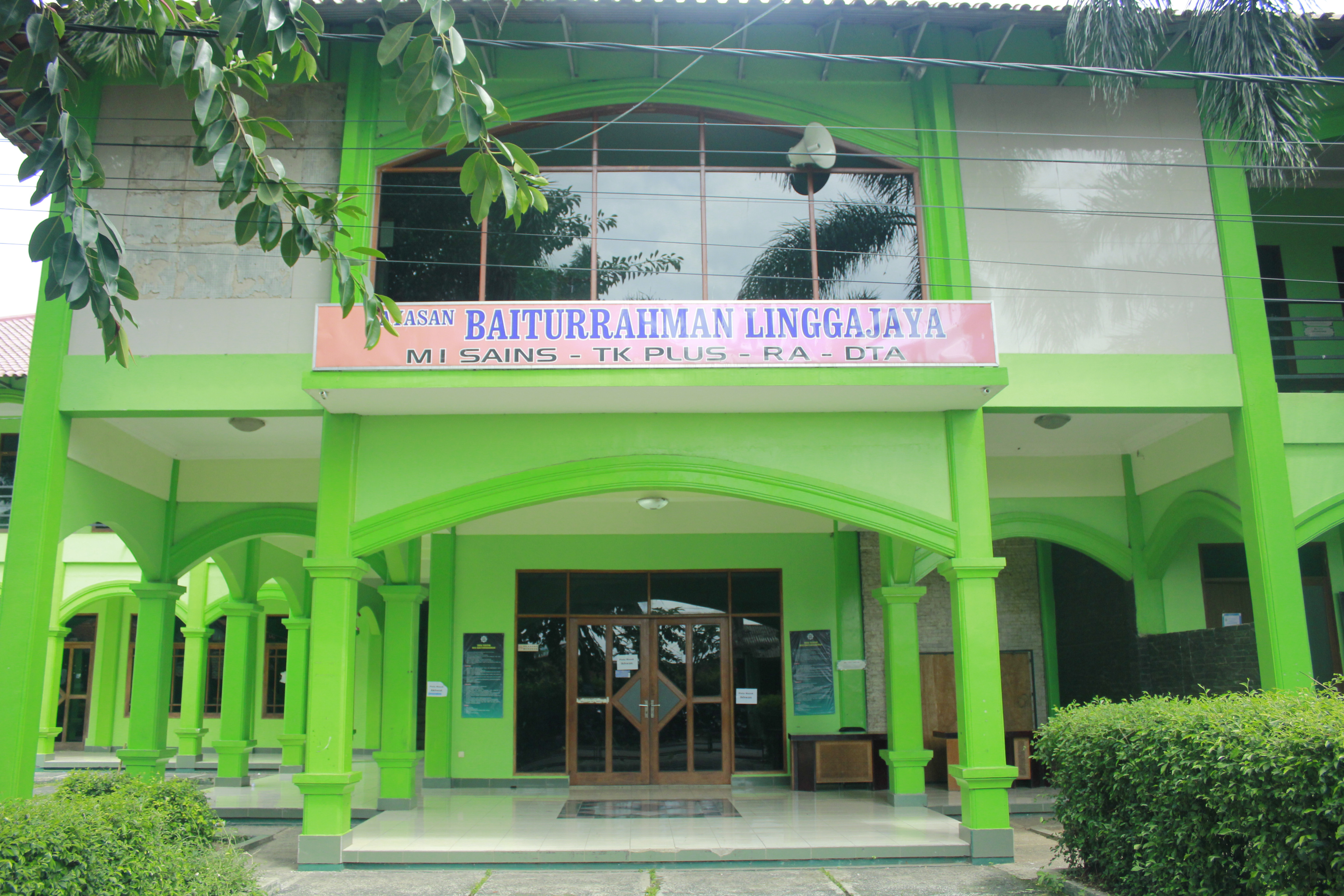 Gedung Baiturrahman
