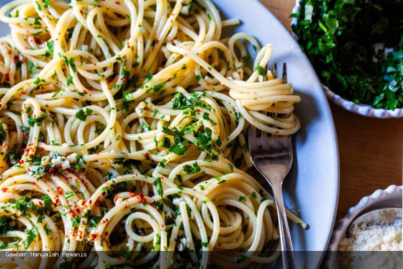 Spaghetti Aglio e Olio, Makan Malam Sederhana Namun Lezat