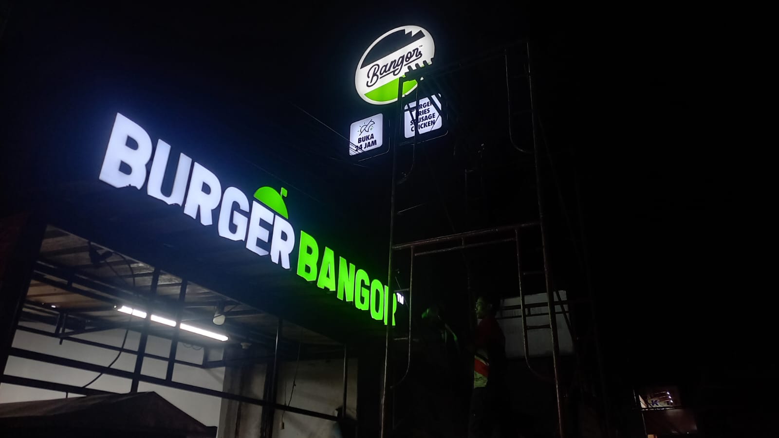 Huruf Timbul hasil pengerjaan Neonika Advertising Bandung 5