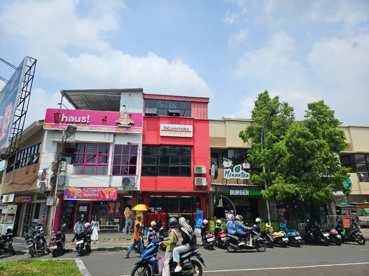 Haus! Dago Sukabumi