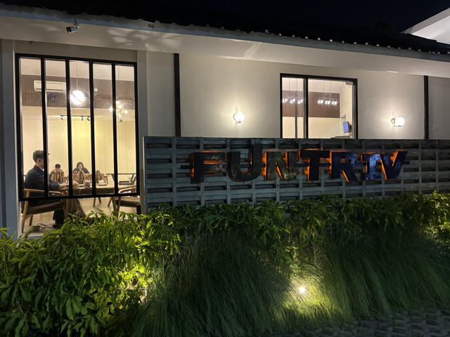 Funtriv Coffee Hub