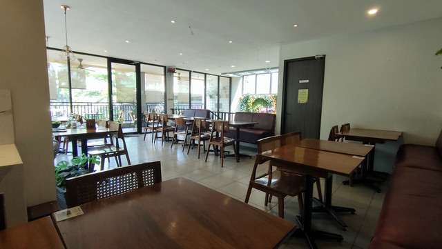 Likely Cafe & Resto 