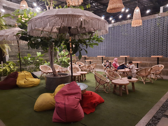 And Coffee Space