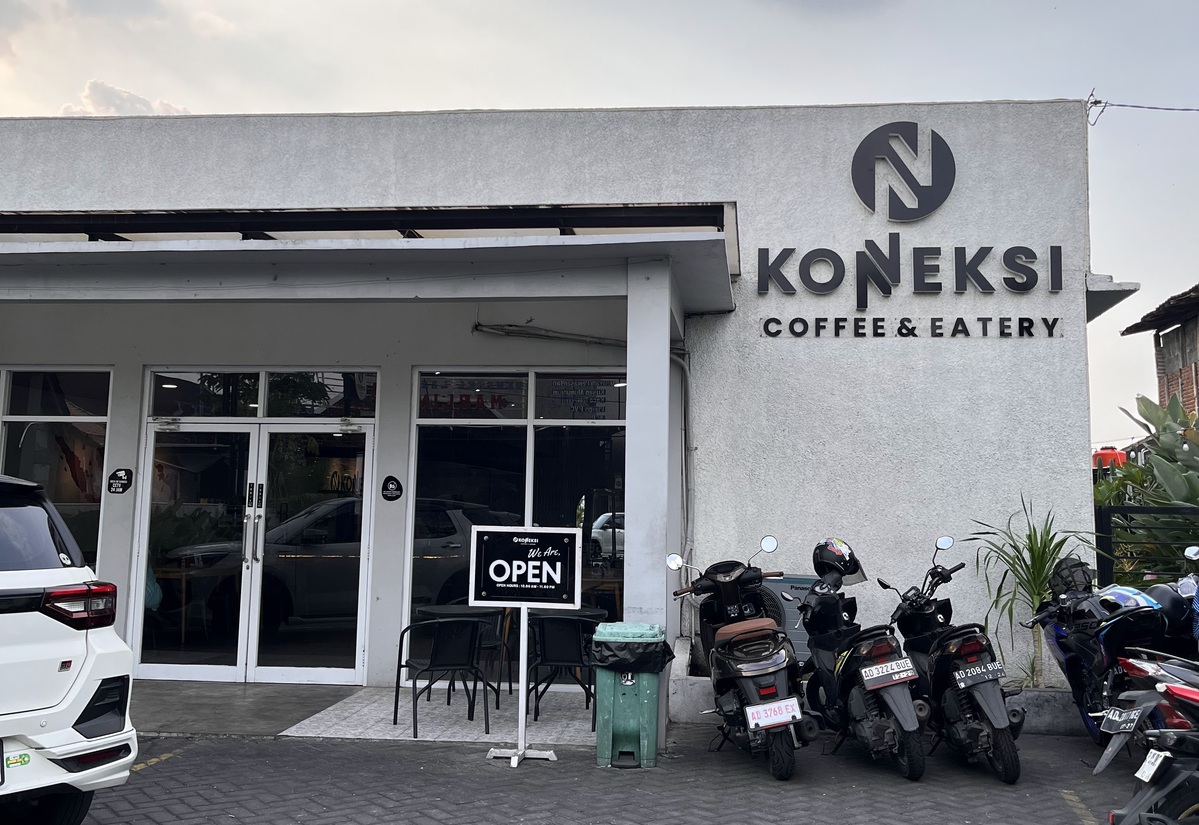 Koneksi Coffee and Eatery