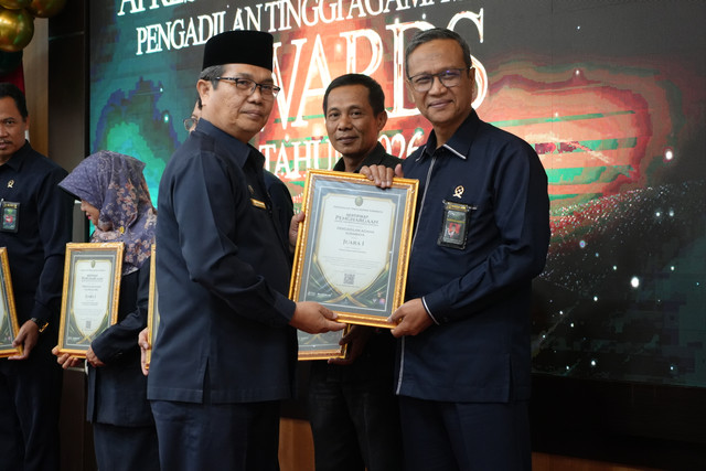 PA Surabaya Raih Lima Penghargaan Bergengsi pada PTA Surabaya Award Semester I Tahun 2026