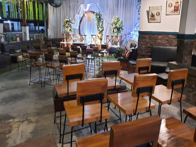 Areniss Coffee & Store