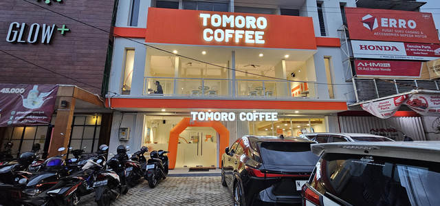 TOMORO COFFEE - KEPANJEN