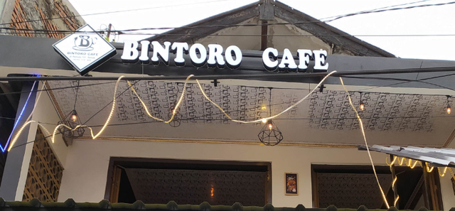 @bintorocafe