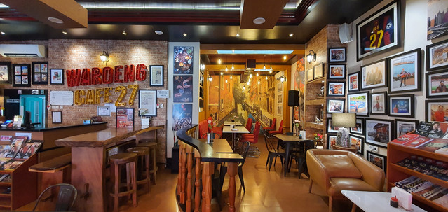 Waroeng Cafe 27