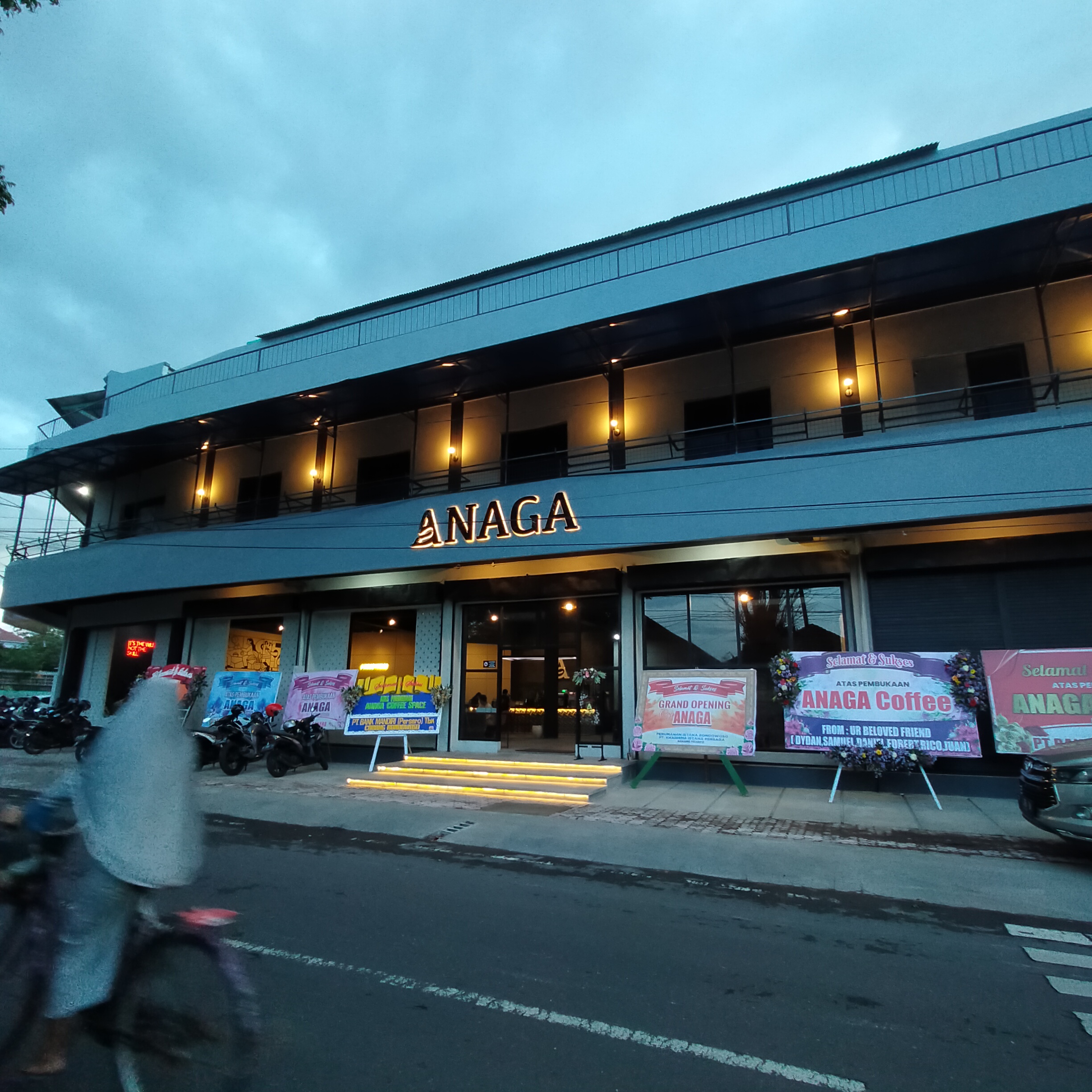 Anaga Coffee Space