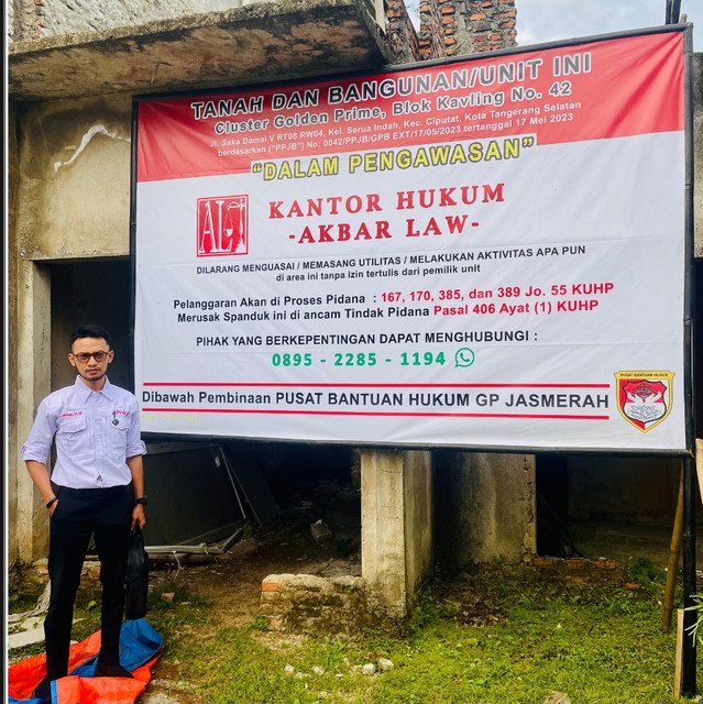Maraknya Dugaan Penipuan Developer Rumah, AKBAR LAW dan PBH JASMERAH Pasang Plang Pengawasan serta Buka Posko Pengaduan Korban