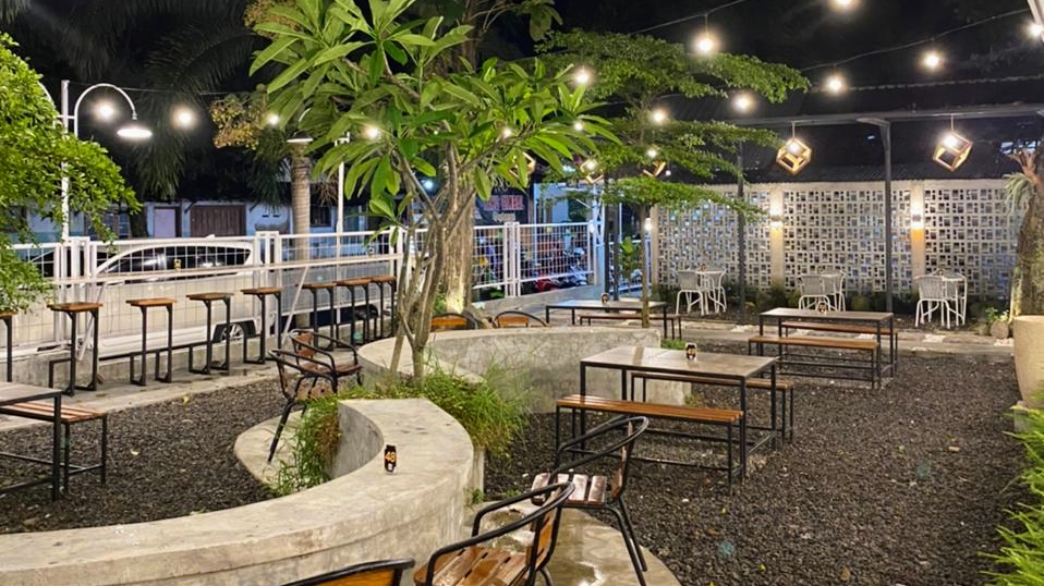 Nyaman Coffee And Eatery