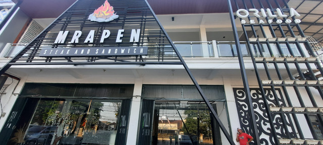 Orilla Cafe & Resto