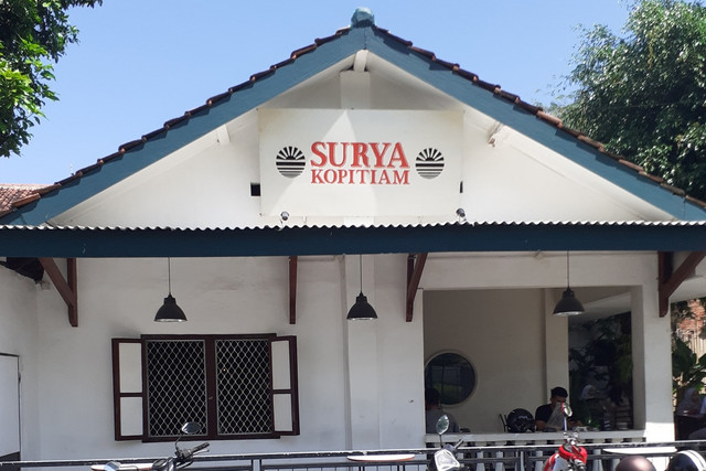 SURYA KOPITIAM