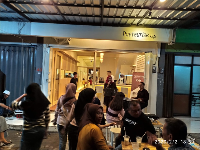 Pasteurise coffeeshop