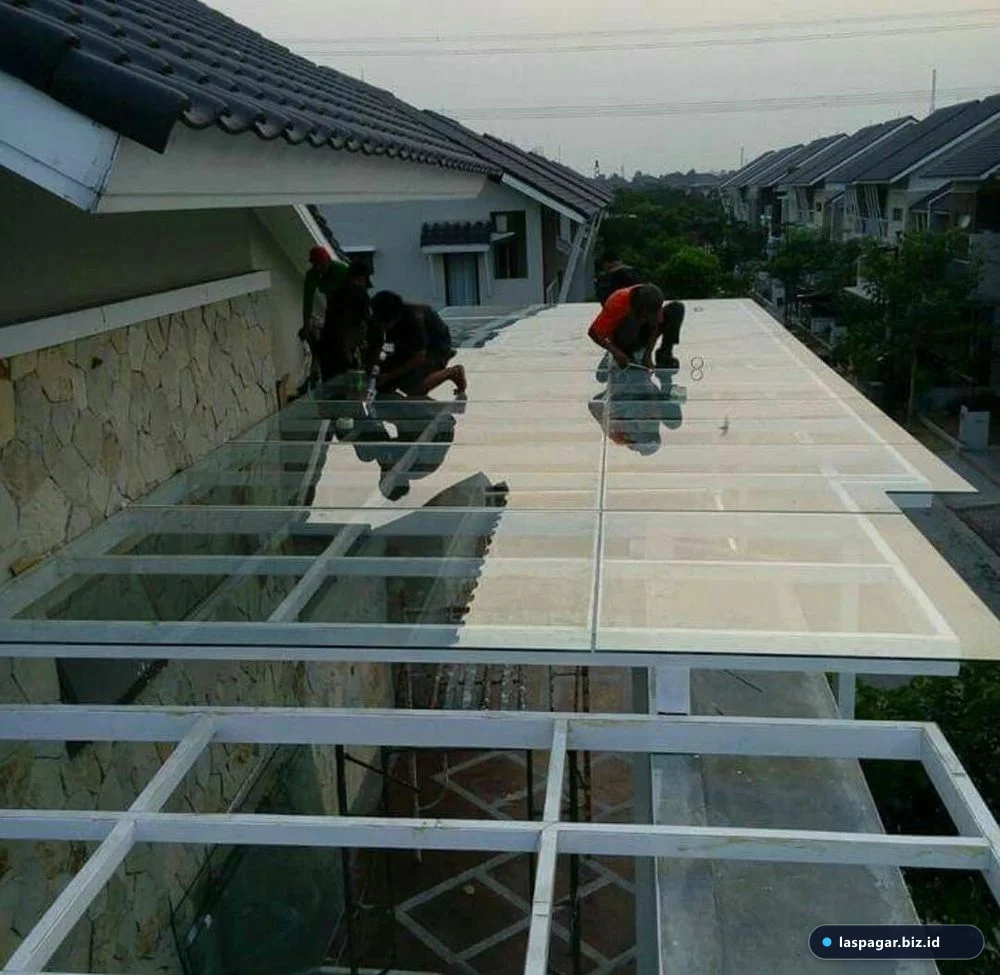 Tabel perbandingan atap kanopi besi WF garasi carport minimalis
