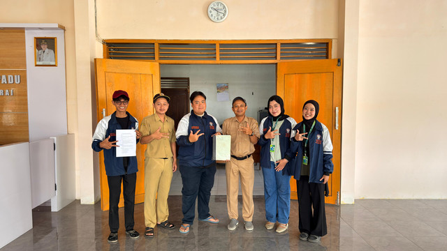 MAHASISWA KKN UNDIP AJARKAN “TRADISI” GUNA DORONG DIGITALISASI ADMINISTRASI DESA KARANGBRAI
