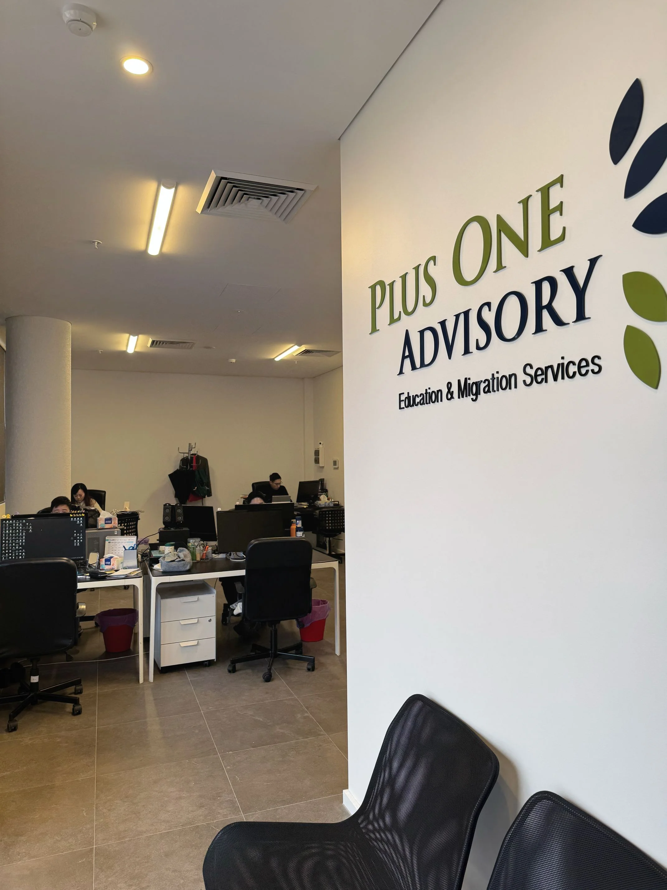Suasana kantor Plus One