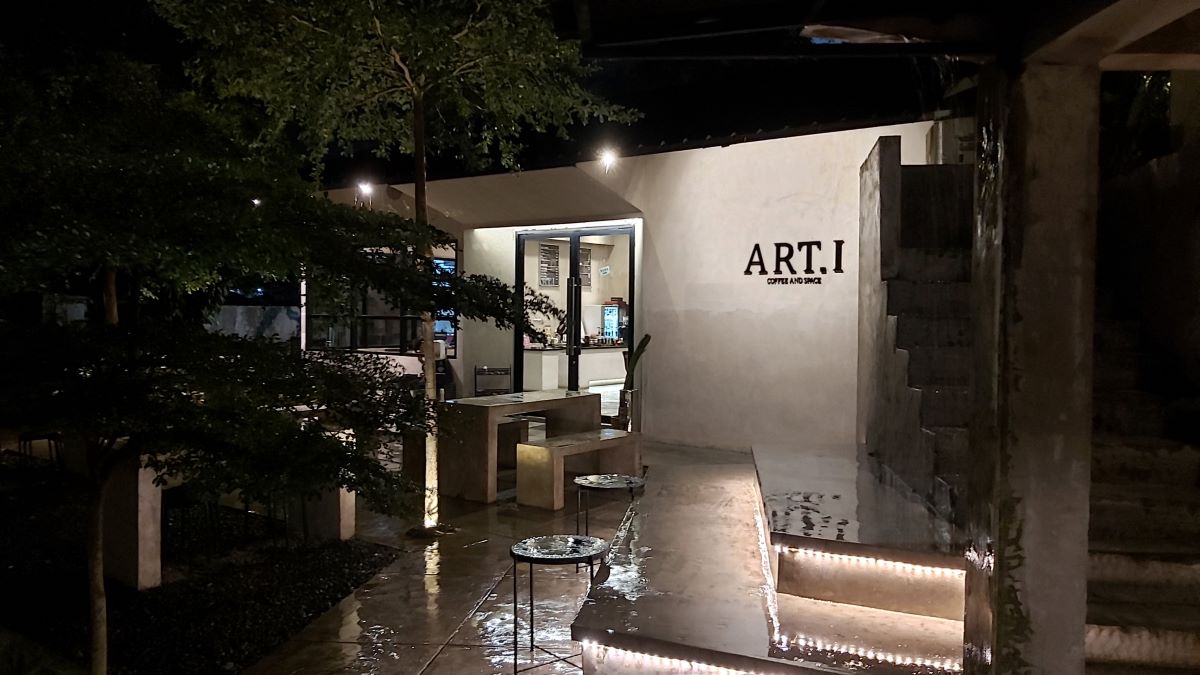 Art.i Coffee and Space