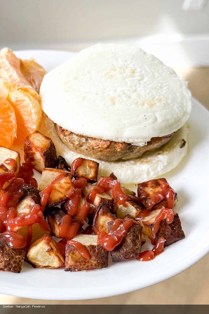 Sandwich Sarapan Tinggi Protein dengan Roti Putih Telur