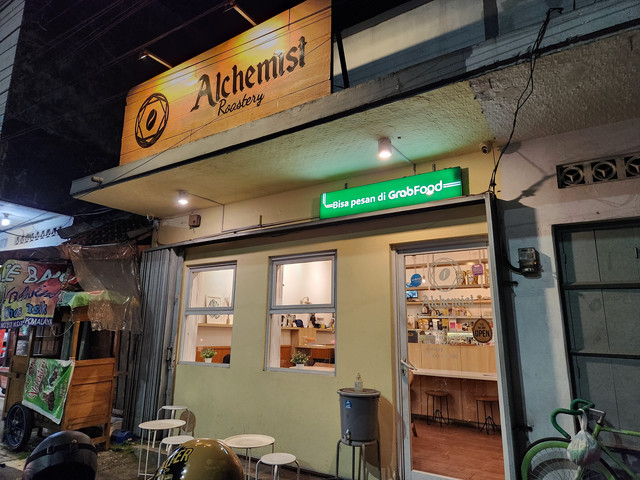 Alchemist Coffee & Roastery