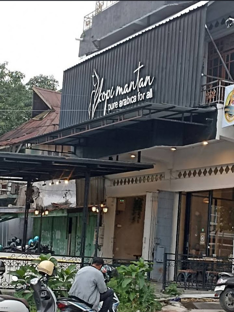 Suasana Kopi Mantan Kafe