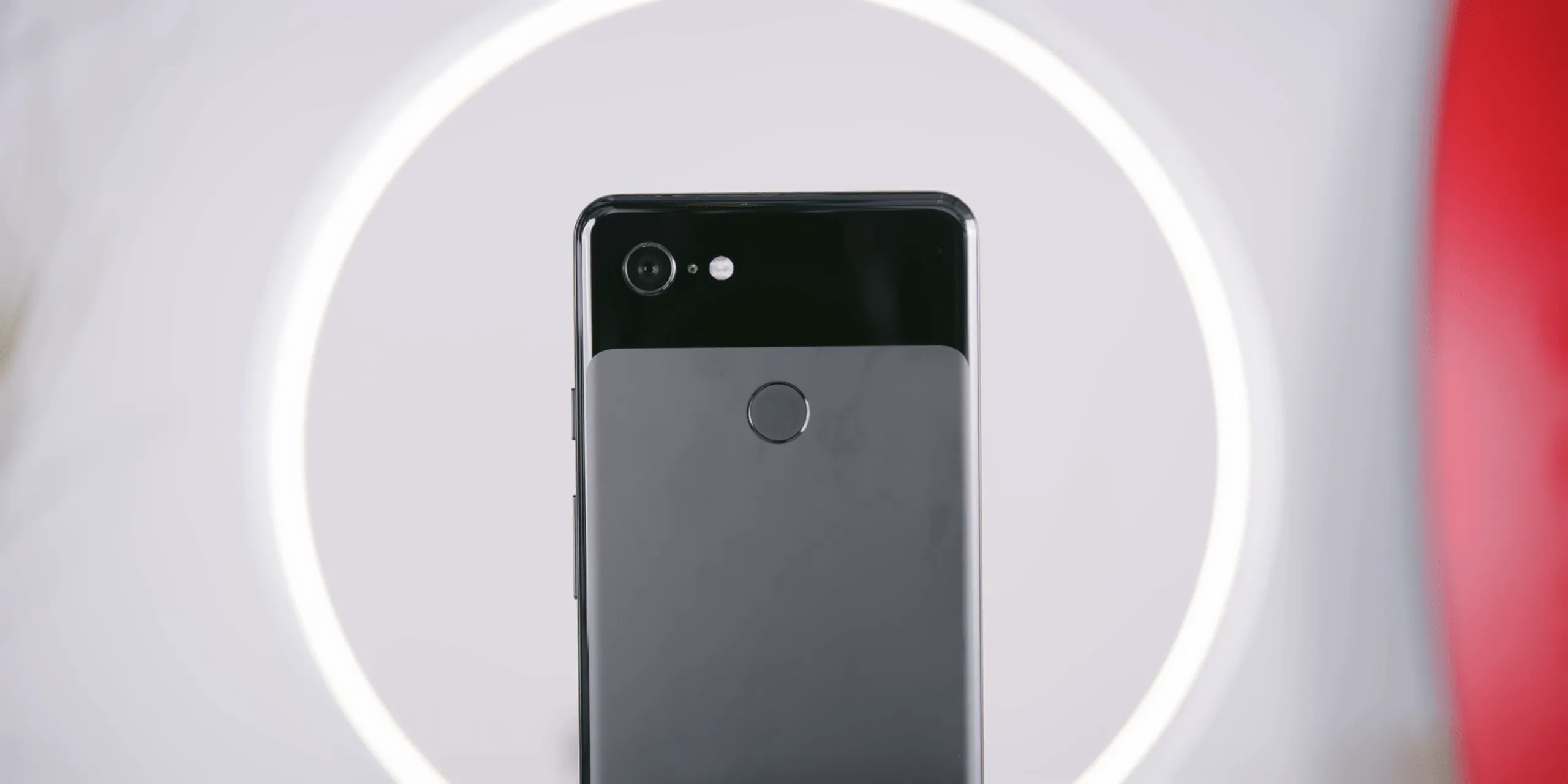 Spesifikasi Google Pixel 3: Layar P-OLED Compact & Kamera Dual Selfie