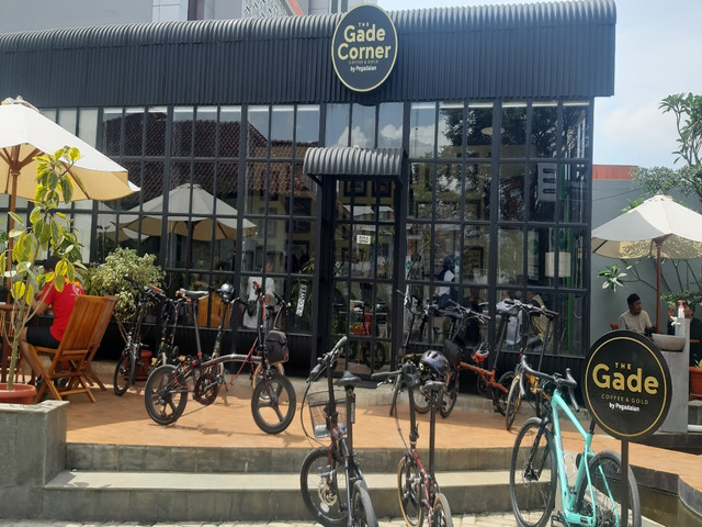 The Gade Corner Coffee and Gold Sukabumi