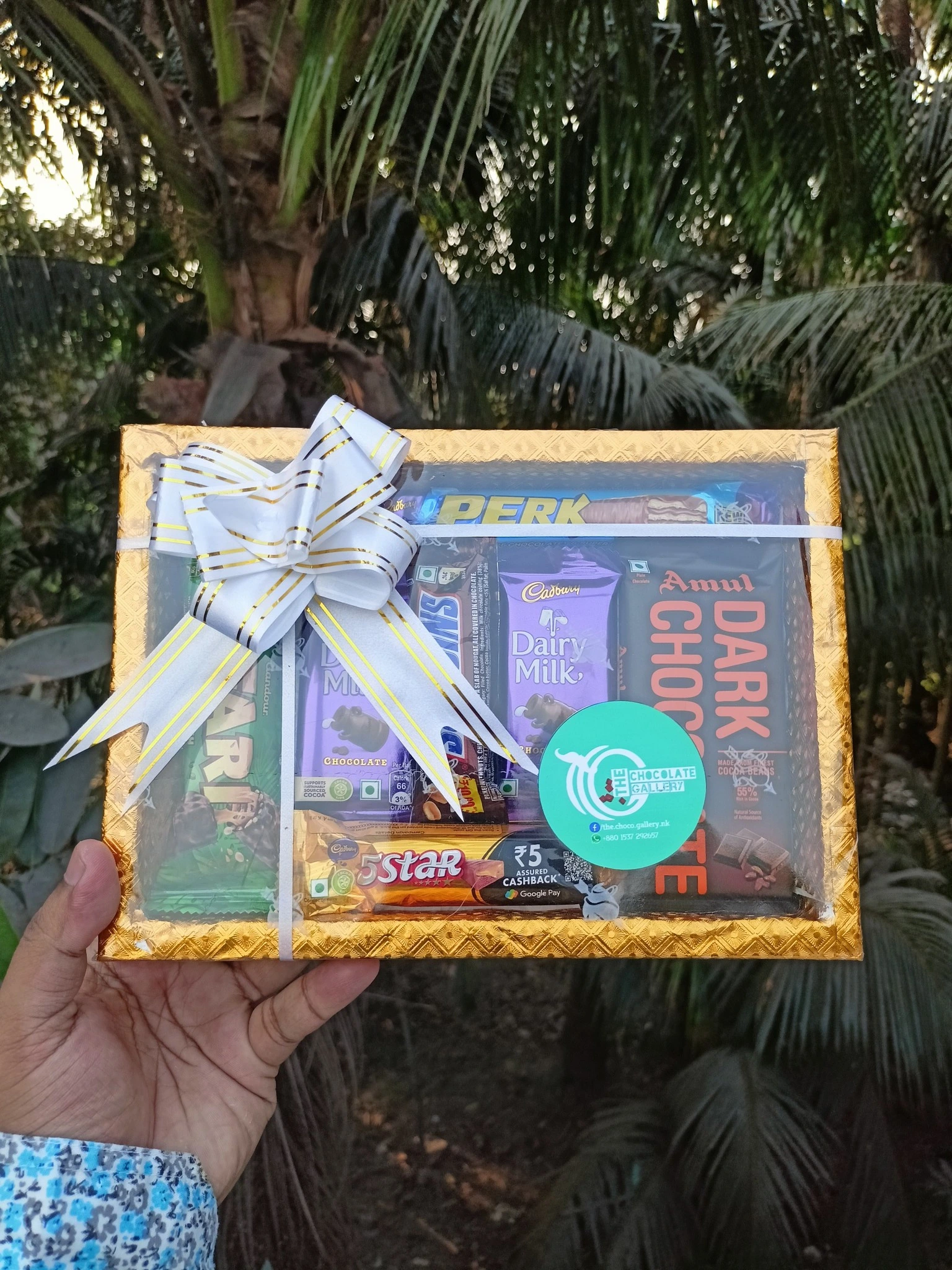 Chocolate Combo Gift Box â€“ 420 TK (Design 2)