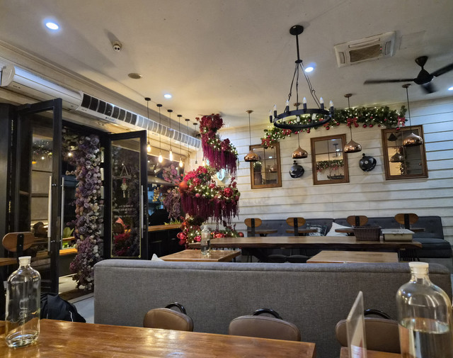 YANG Cafe