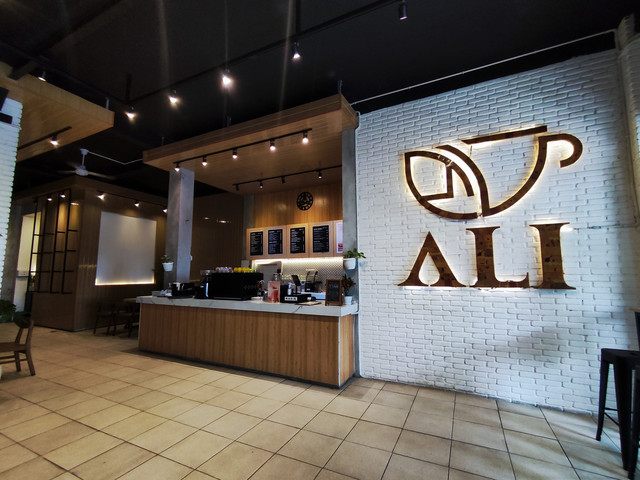 Ali coffee and Eatery