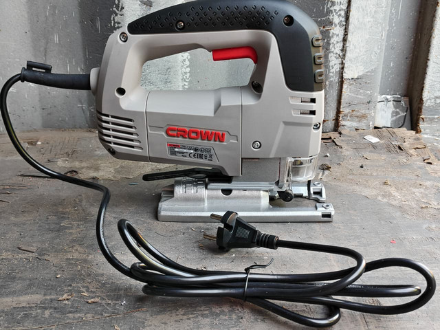 Электролобзик CROWN CT15189