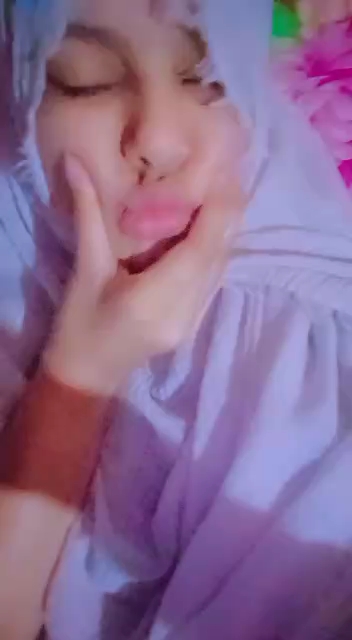এরকম একটা গার্লফ্রেন্ড থাকলে আজকে আমাকে ভিডিও করে দিতো তাও বাংলা কথাসহ