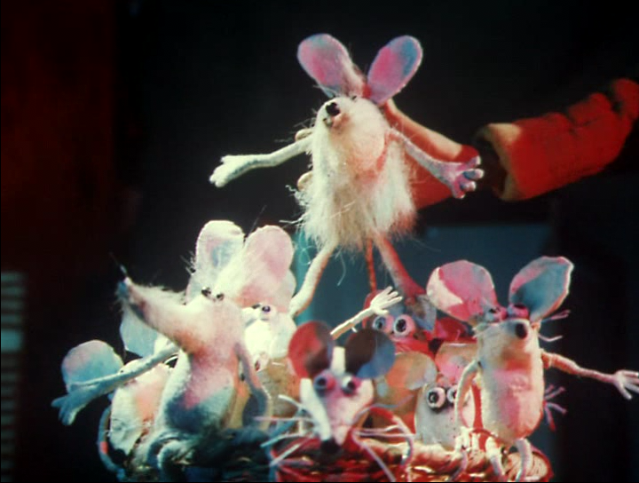1986-avi-snapshot-05-33-479.png