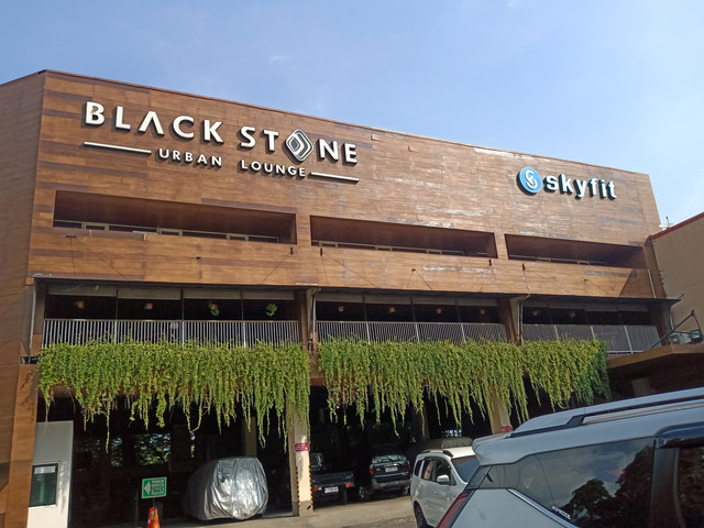 Blackstone Urban Lounge