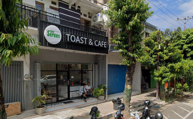 WE STREET TOAST & CAFE