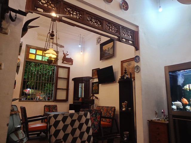 Grandfather Coffeeshop