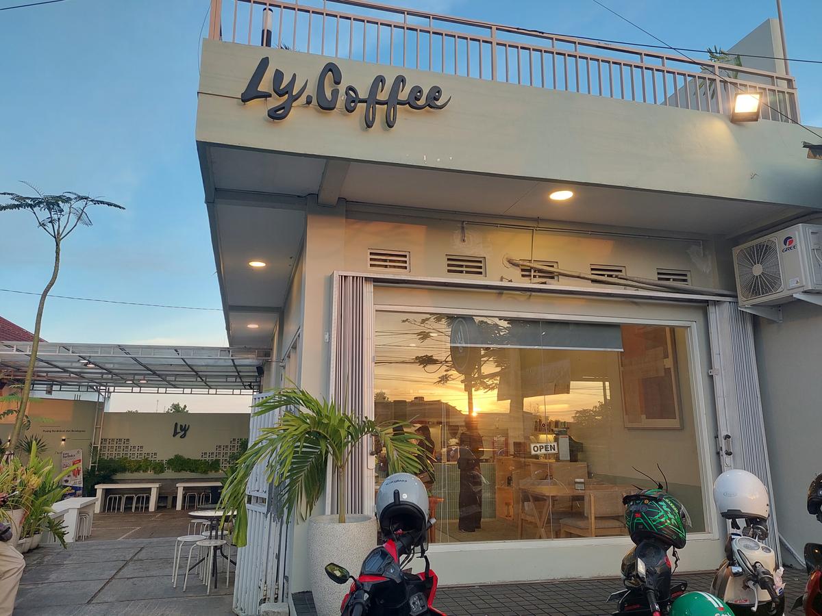 Ly.Coffee