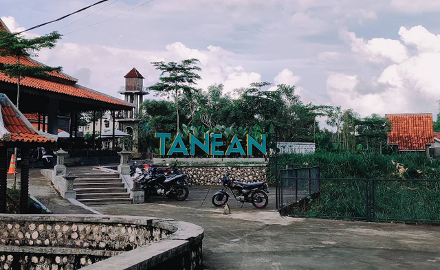 Tanean Sumenep (Eatery - Event Space - Library)