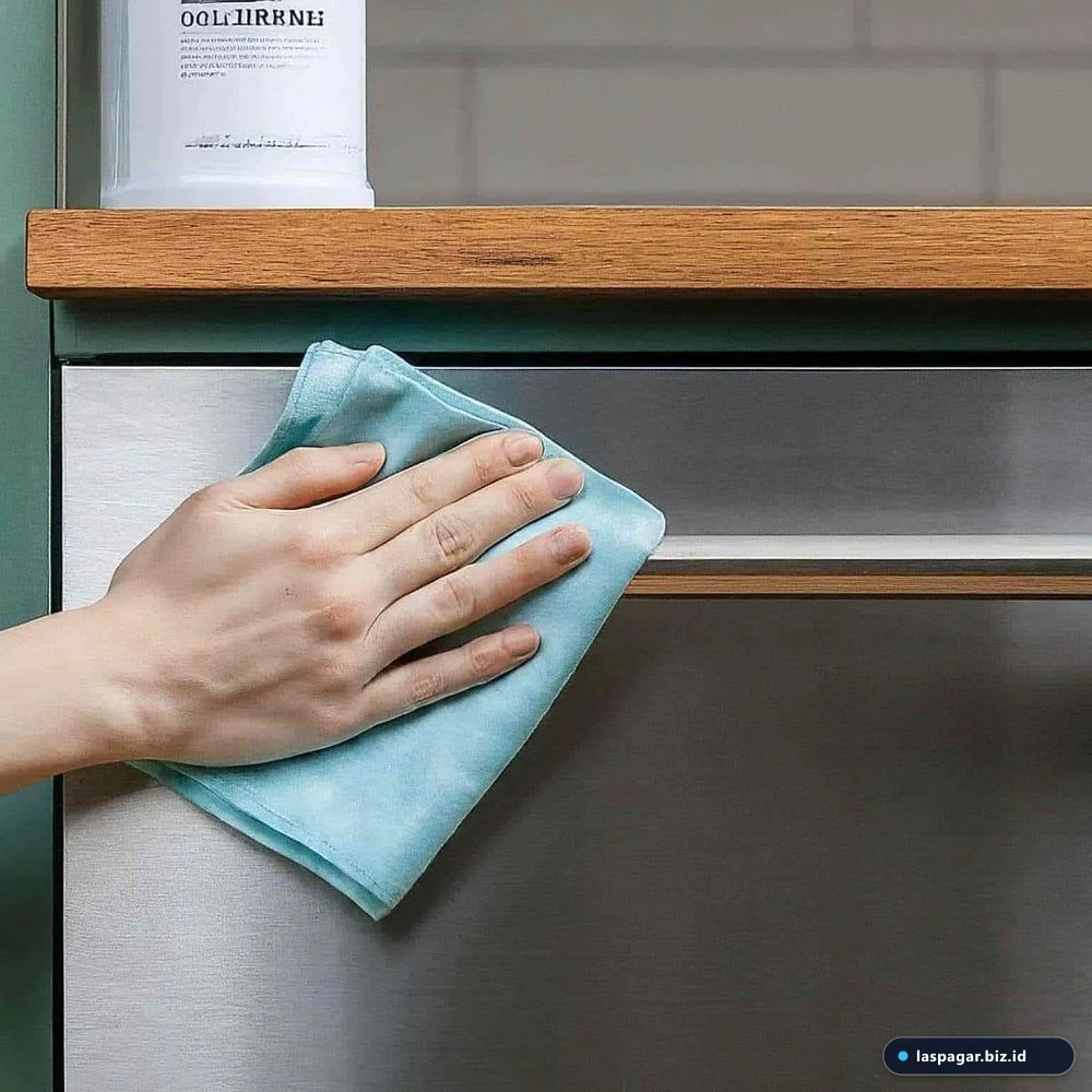 Cara merawat dan membersihkan kitchen set aluminium dapur rumah minimalis