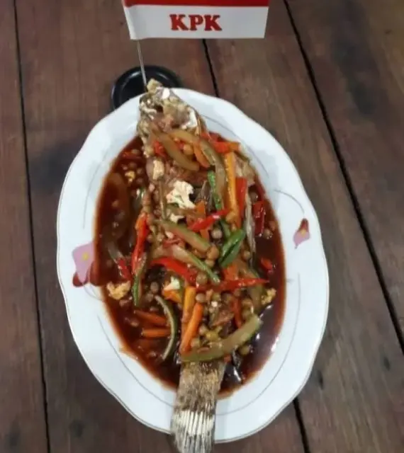 Kakap Tahu Tausi