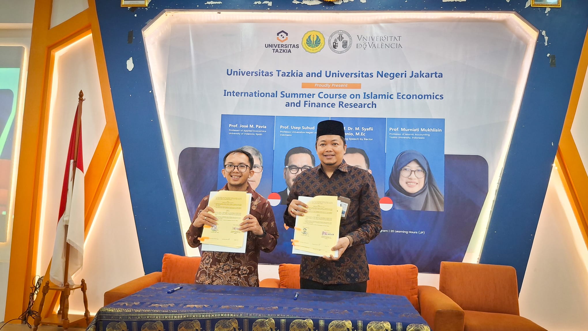 SocialX dan Universitas Tazkia Menjalin Kerja Sama melalui Penandatanganan MoU untuk Memperkuat Pemanfaatan Big Data dalam Riset Ekonomi dan Keuangan Syariah