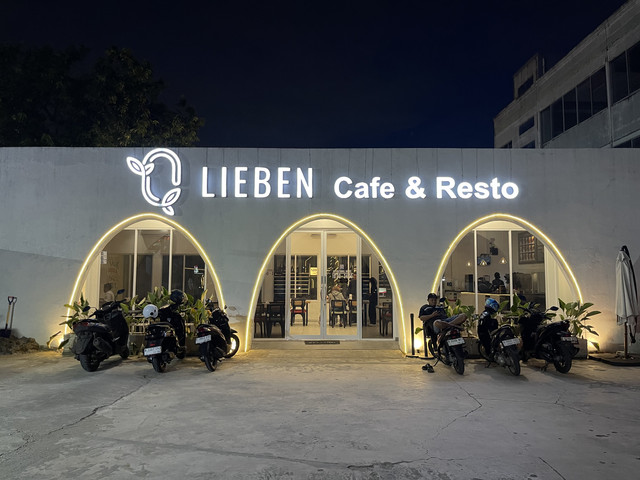 Lieben Cafe Cimone