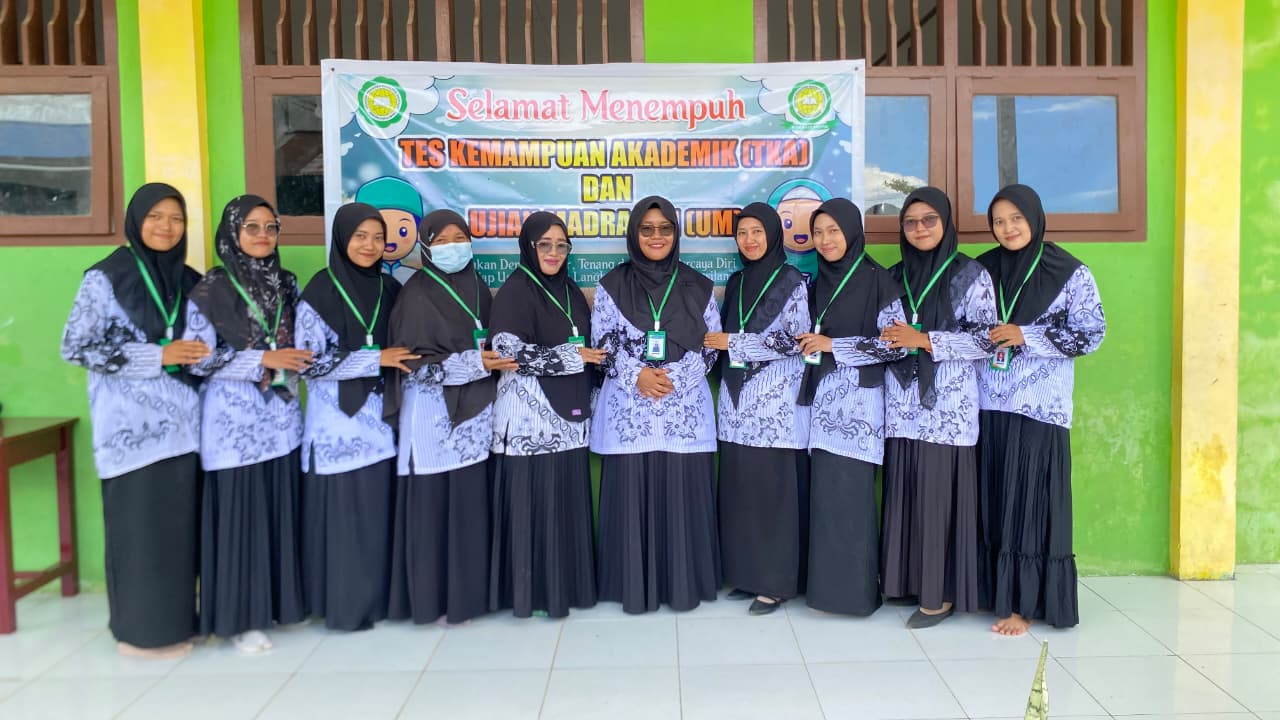 Siswa MIS Roudlotul Khuffadz