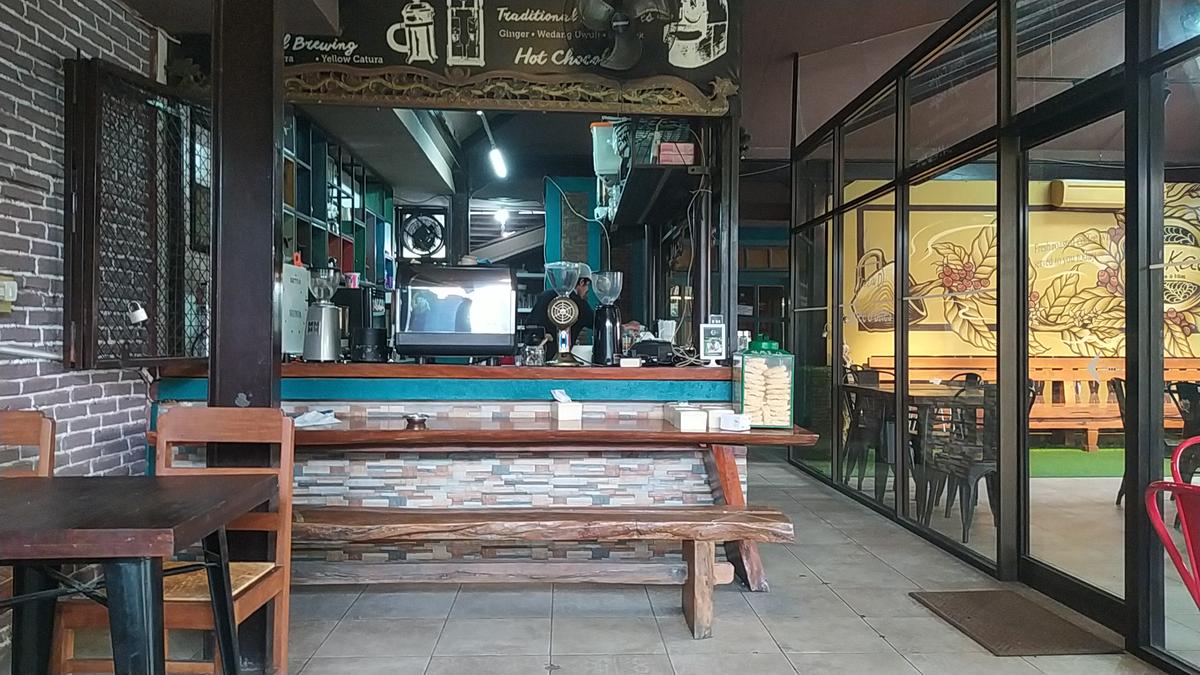 Sakaw Coffee & Bites Solo