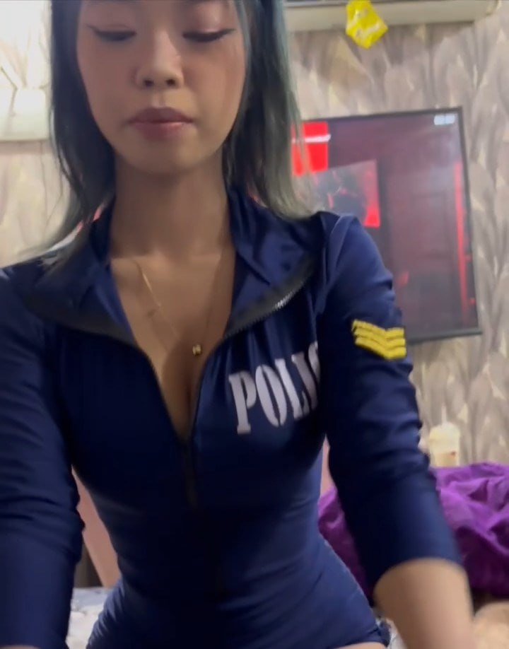4d96ae7b-7326-49f0-8258-b9b0eddcc18b.jpg