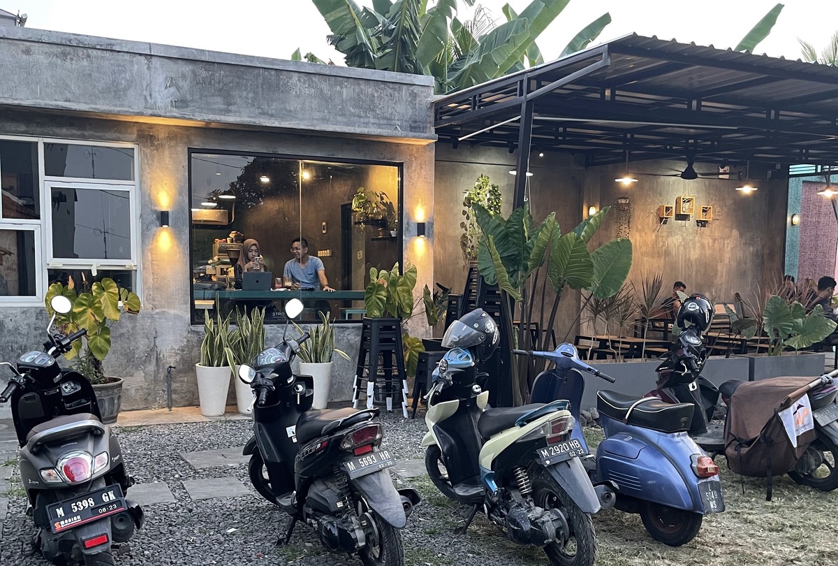 Stroom Coffee & Dine