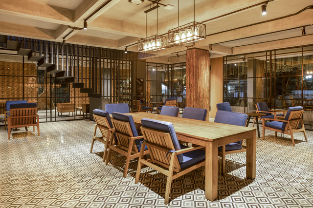 Natahati Coffee & Eatery